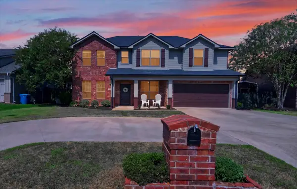 1907 Silver Cove, Whitehouse, TX 75791
