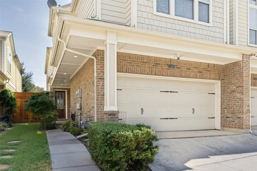 1142 N Bishop Avenue, Dallas, TX 75208 - #2