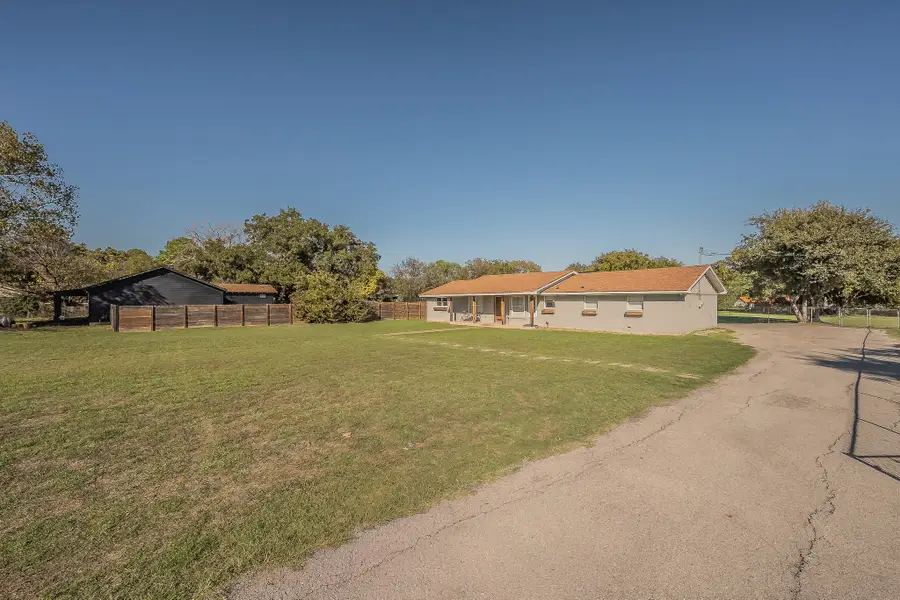 729 Silver Creek Azle Road, Azle, TX 76020 - #3