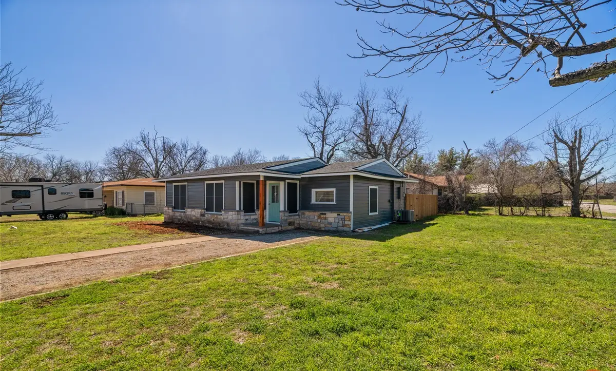 2001 6th Street, Brownwood, TX 76801 - #1