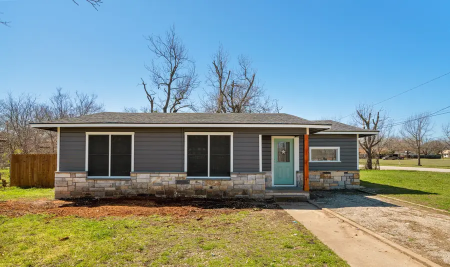2001 6th Street, Brownwood, TX 76801 - #2
