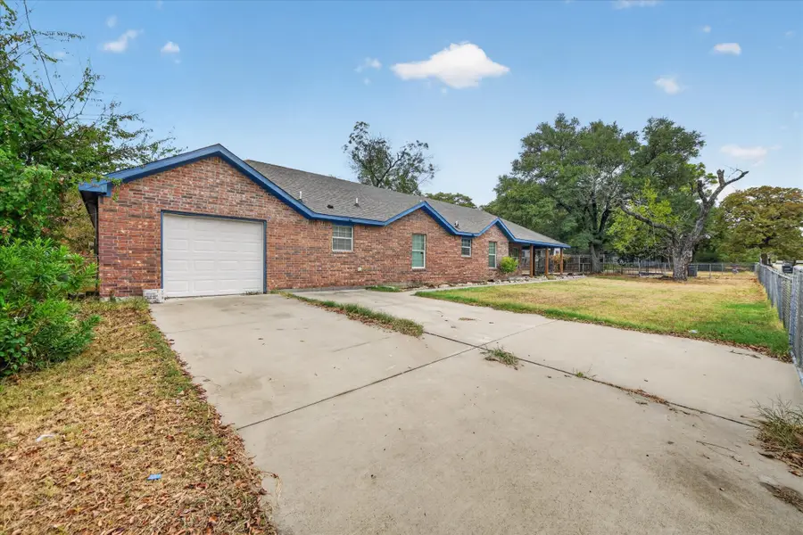 3001 Caddo Trail, Lake Worth, TX 76135 - #2