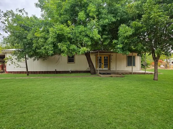 505 Railroad Avenue, Graford, TX 76449