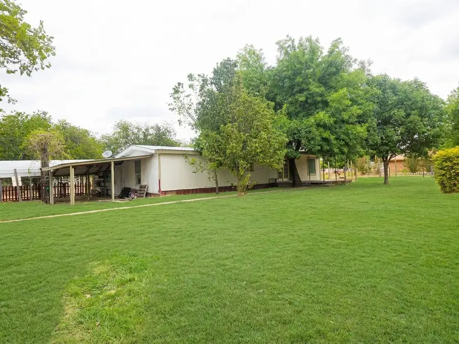 505 Railroad Avenue, Graford, TX 76449 - #2