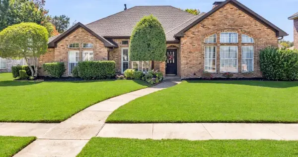 3214 Suzanne Drive, Rowlett, TX 75088