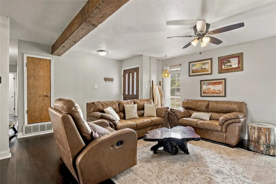 1117 Cozby Street E, Benbrook, TX 76126 - #3
