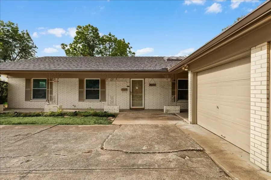 8933 Kincaid Drive, Benbrook, TX 76116 - #3