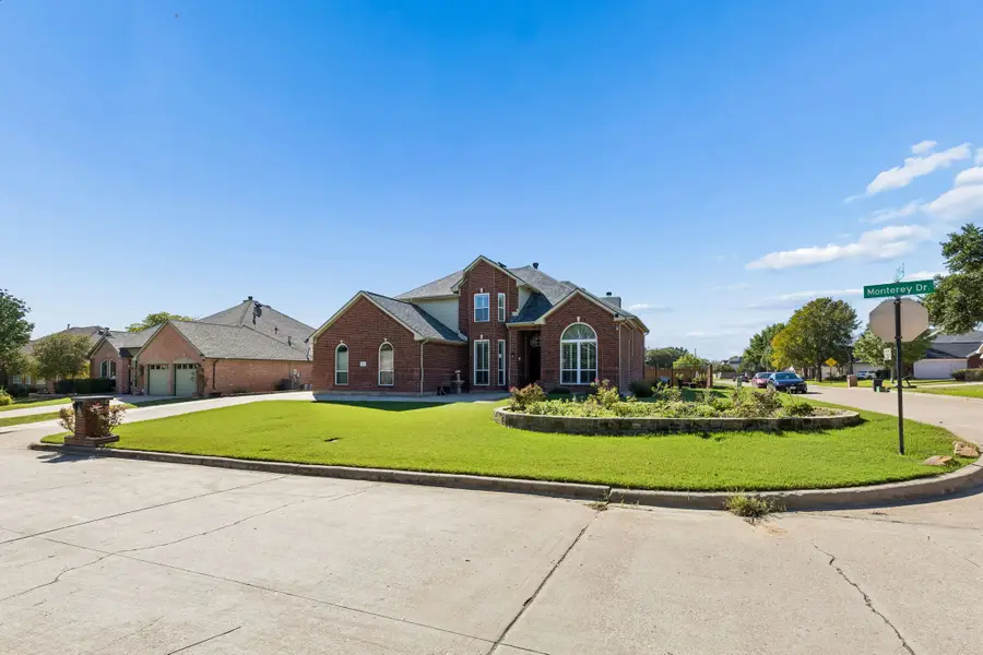 27 Monterey Drive, Trophy Club, TX 76262 - #2