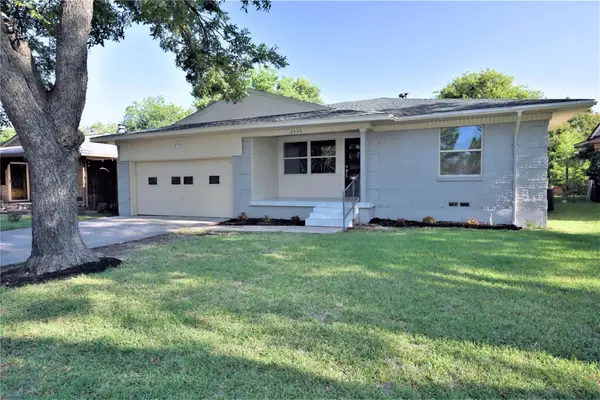 2435 Hillsboro Avenue, Dallas, TX 75228