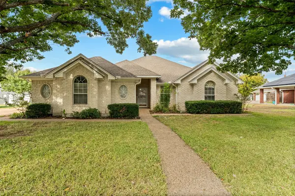 531 Karen Drive, Robinson, TX 76706