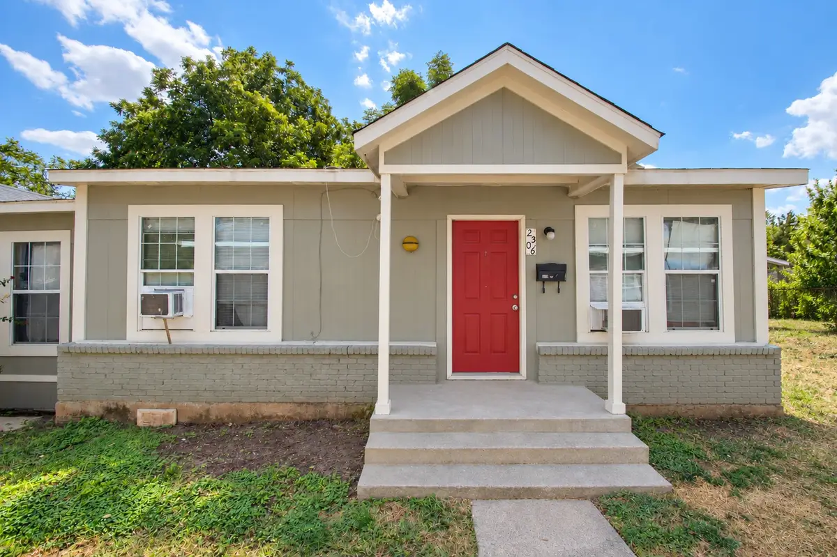 2306 Ross Avenue #100, Fort Worth, TX 76164 - #1