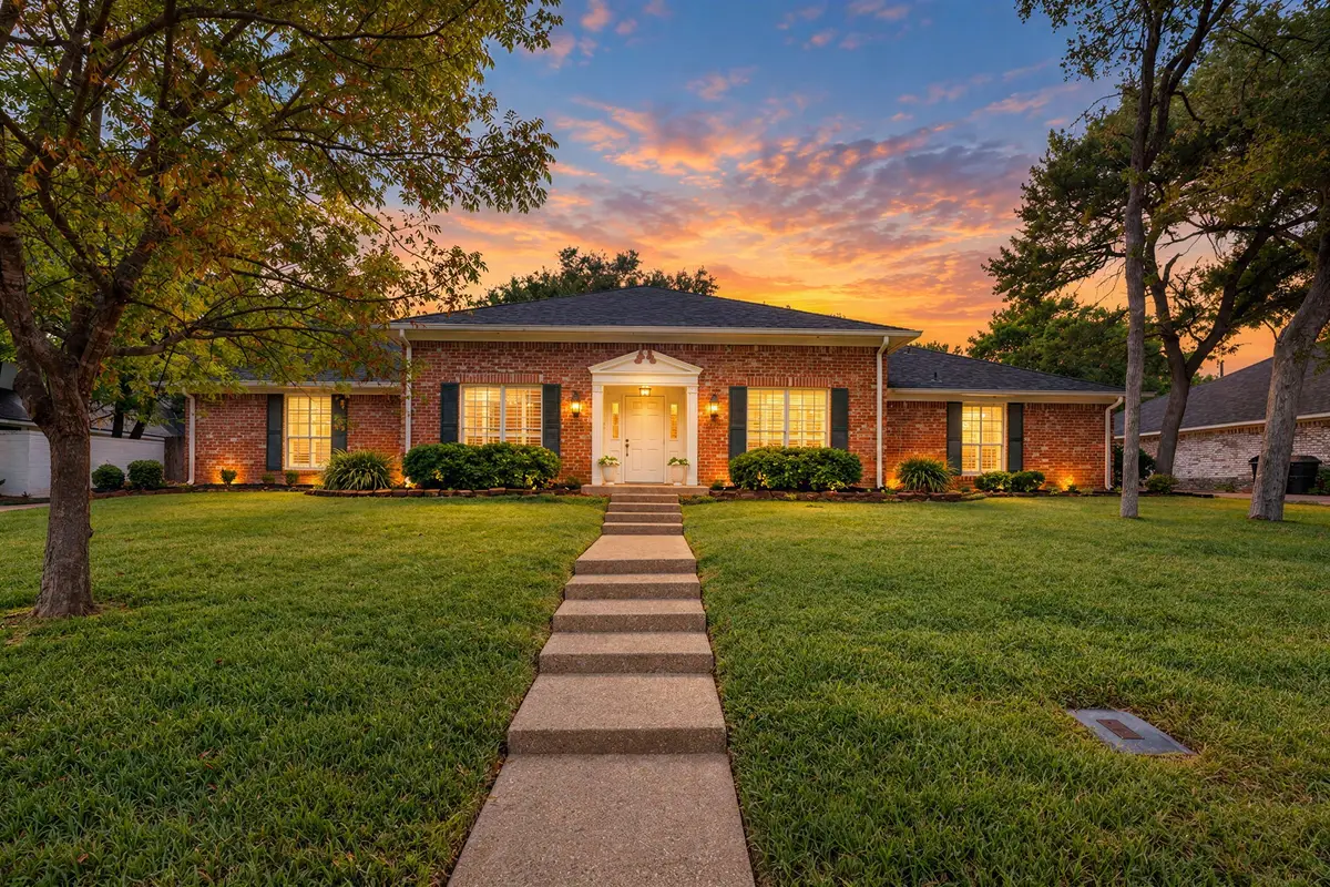 202 Trailview Drive, Woodway, TX 76712 - #1