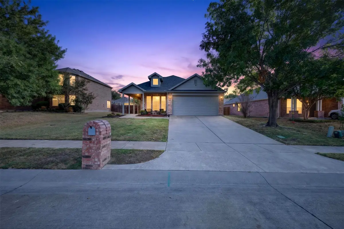 122 Coyote Run, Waxahachie, TX 75165 - #1