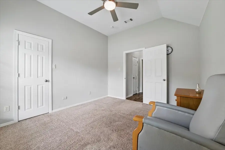 3402 Blue Forest Drive, Arlington, TX 76001 - #3