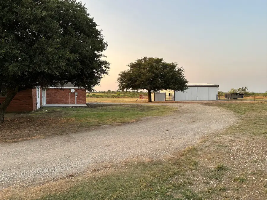 1177 Plover, Ponder, TX 76259 - #3