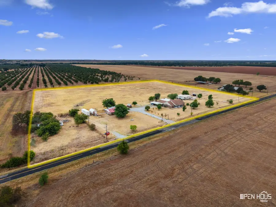 2657 Fm 171 Road, Byers, TX 76357 - #3