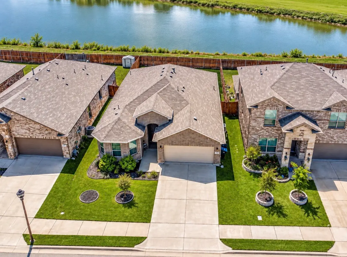 221 Oldcastle Way, Fort Worth, TX 76052 - #1