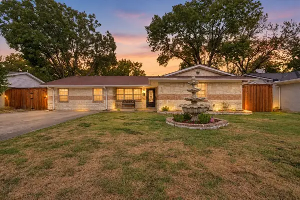 2983 Amber Lane, Farmers Branch, TX 75234