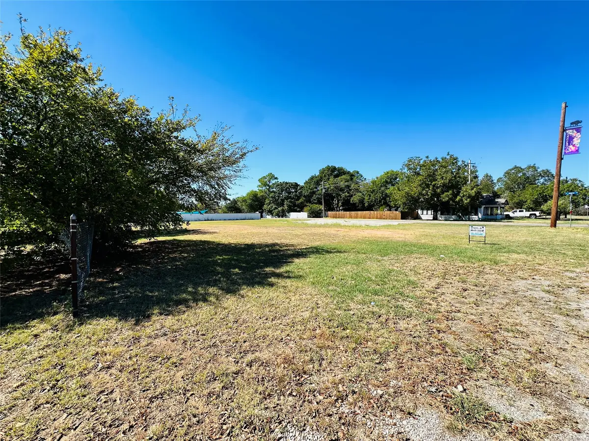 825 N Main Street, Cross Plains, TX 76443 - #1