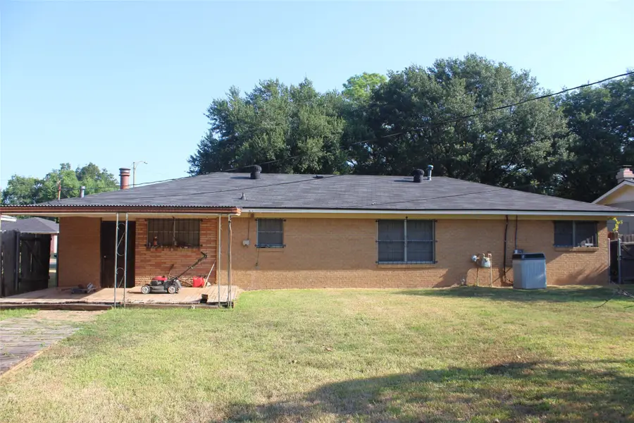 2610 Plantation Drive, Bossier City, LA 71111 - #3