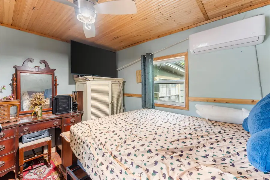 718 Suncrest Drive, Tool, TX 75143 - #2