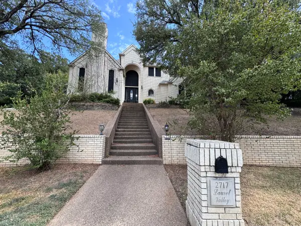 2717 Laurel Valley Lane, Arlington, TX 76006