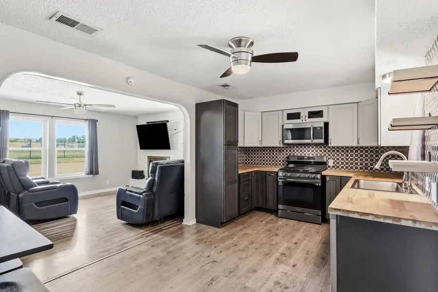 1512 Cobb Street, Bridgeport, TX 76426 - #3