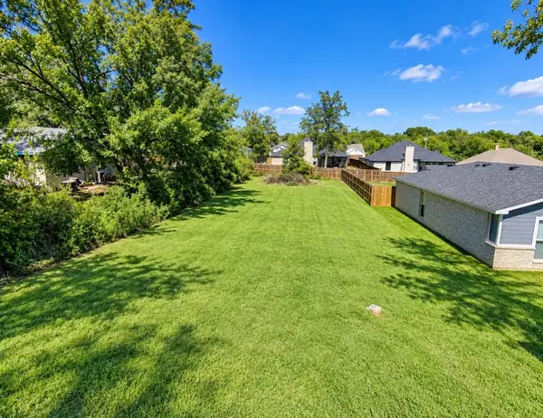 2413 Miller Street, Denison, TX 75020