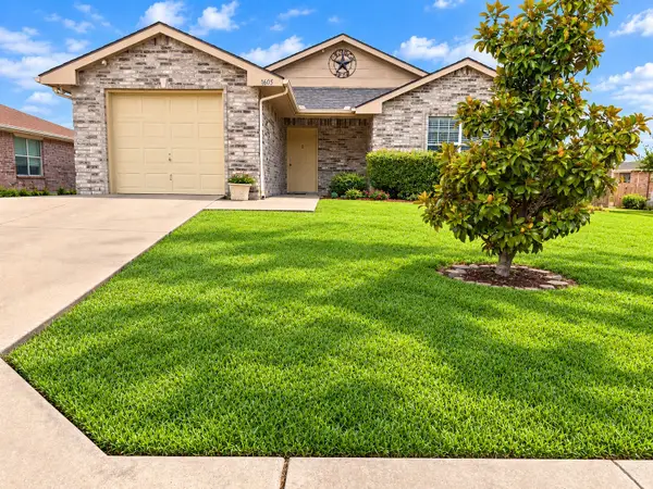1605 Canary Island Court, Dallas, TX 75217