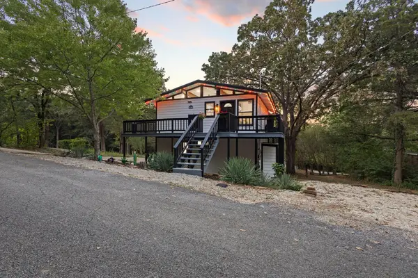 207 Wales Drive, Pottsboro, TX 75076