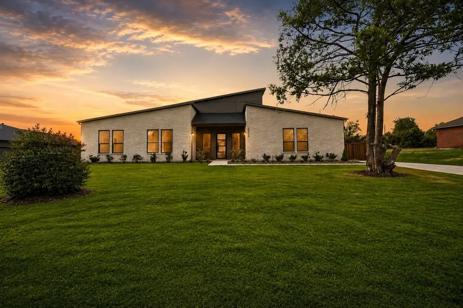 2634 Bainbridge Drive, Dallas, TX 75237 - #2
