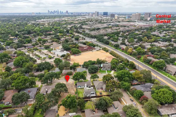 6115 Town Hill Lane, Dallas, TX 75214
