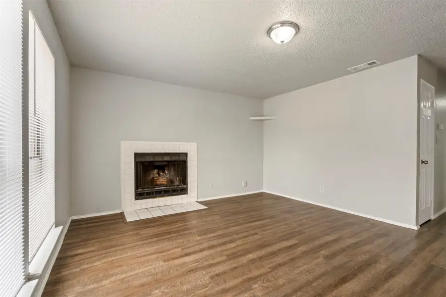 143 Allencrest Drive, White Settlement, TX 76108 - #3