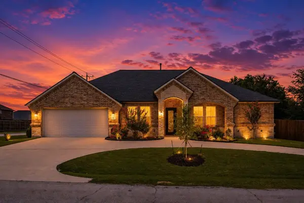 101 Sycamore Lane, Roanoke, TX 76262