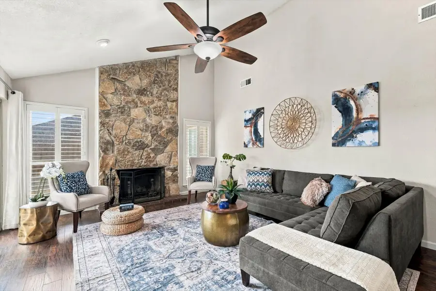 3713 Dexter Avenue, Fort Worth, TX 76107 - #3