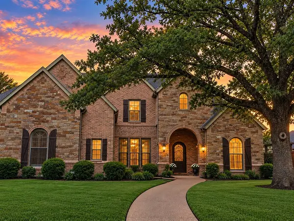 1403 Eleanor Rigby Lane, Mansfield, TX 76063