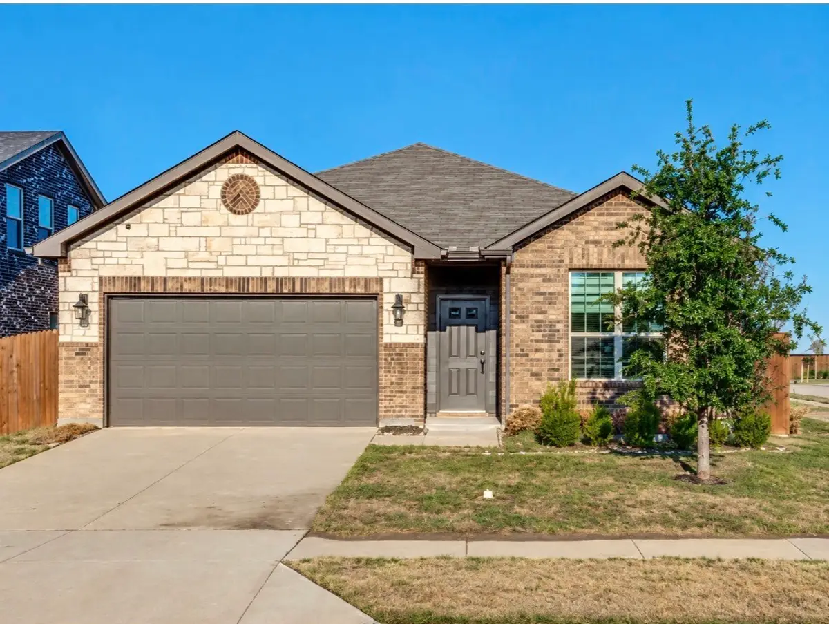 3825 S Courtney Court, Heartland, TX 75126 - #1