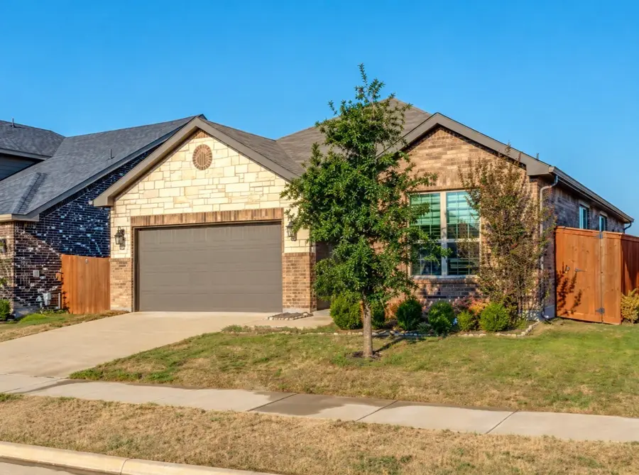 3825 S Courtney Court, Heartland, TX 75126 - #2