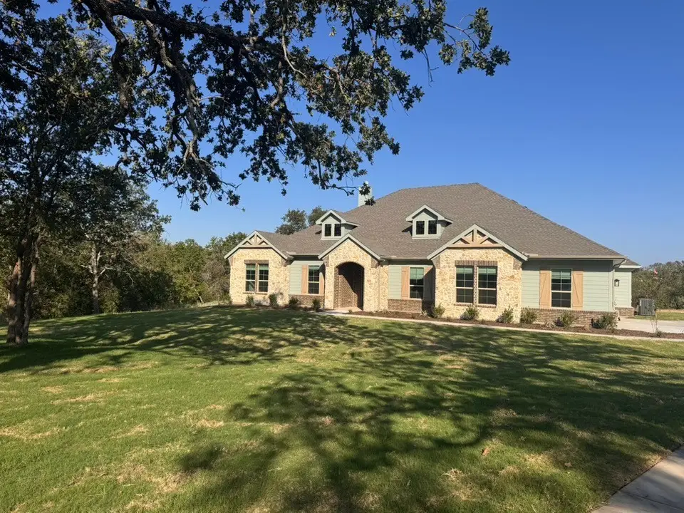 193 Oak Grove Way, Springtown, TX 76082 - #1