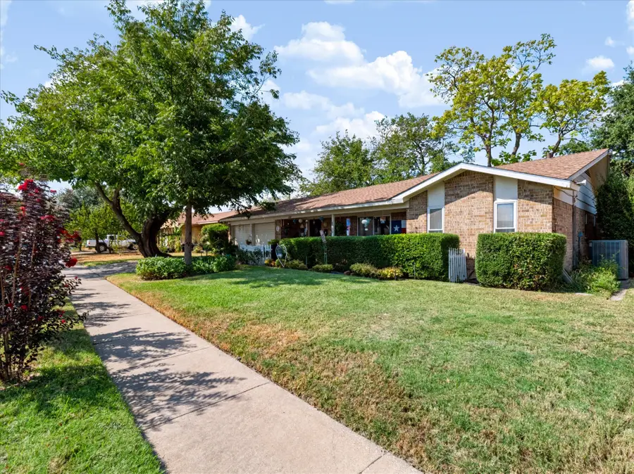 6309 Solona Circle N, Haltom City, TX 76117 - #3