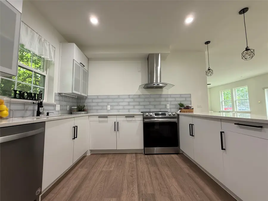 201 E 10th Street, Kaufman, TX 75142 - #3