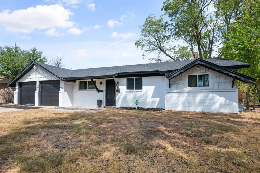 316 Wintercrest Road, Burleson, TX 76028 - #2