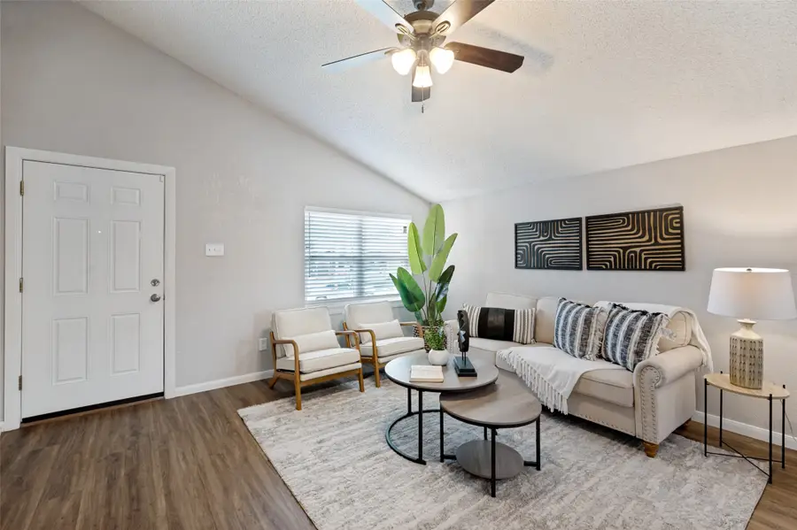 5819 Santa Fe Drive, Arlington, TX 76017 - #2