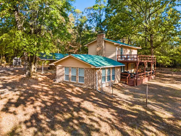 1614 County Road 2600, Mt Pleasant, TX 75455
