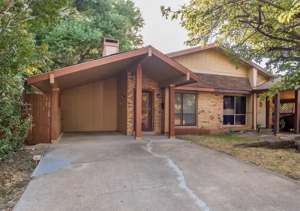 2604 Nina Circle, Grand Prairie, TX 75052