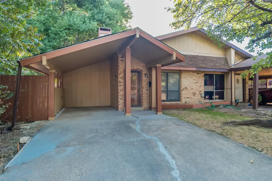 2604 Nina Circle, Grand Prairie, TX 75052 - #2