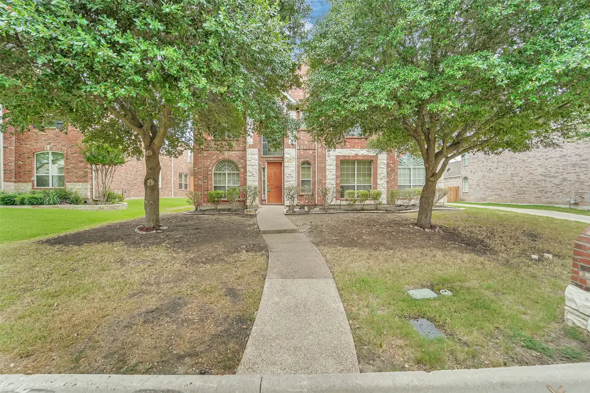 701 Walnut Bend Drive, Mansfield, TX 76063 - #1