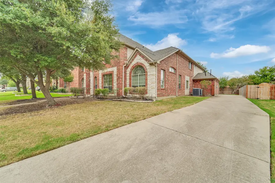 701 Walnut Bend Drive, Mansfield, TX 76063 - #2