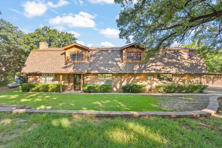 7 Fox Hollow Road, Joshua, TX 76058 - #2