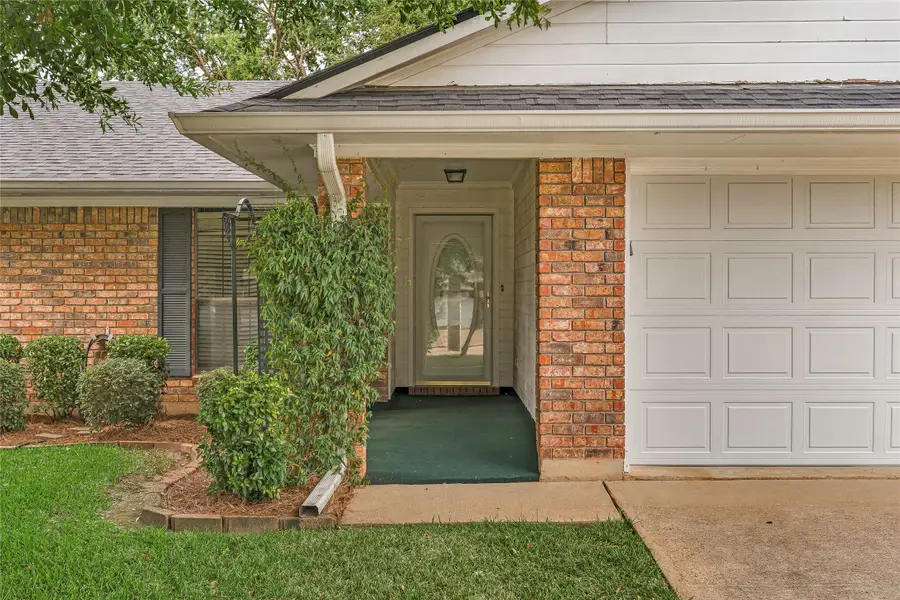 3135 Le Oaks Drive, Bossier City, LA 71111 - #2